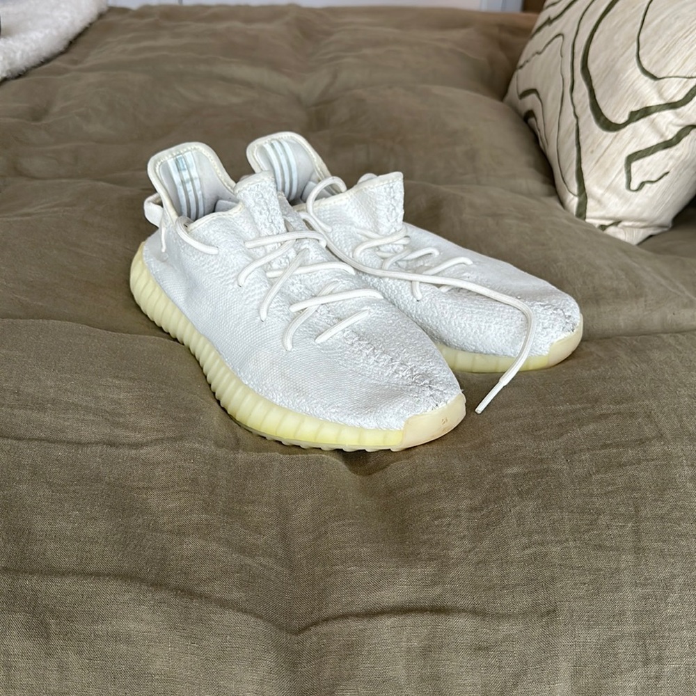 Men’s Yeezy boost 350 in white